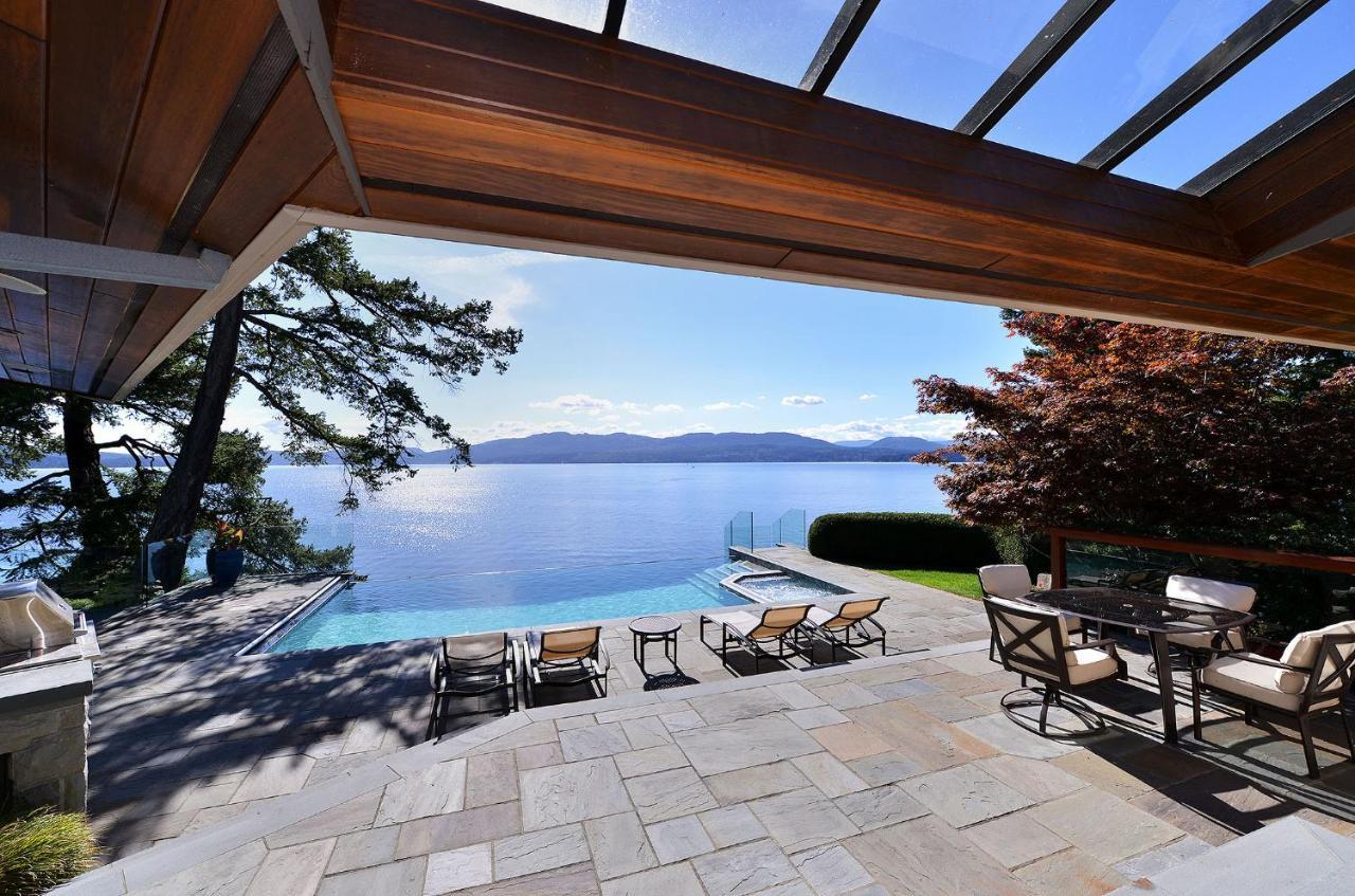 Oceanside Lodge Saanich Inlet North Saanich Экстерьер фото