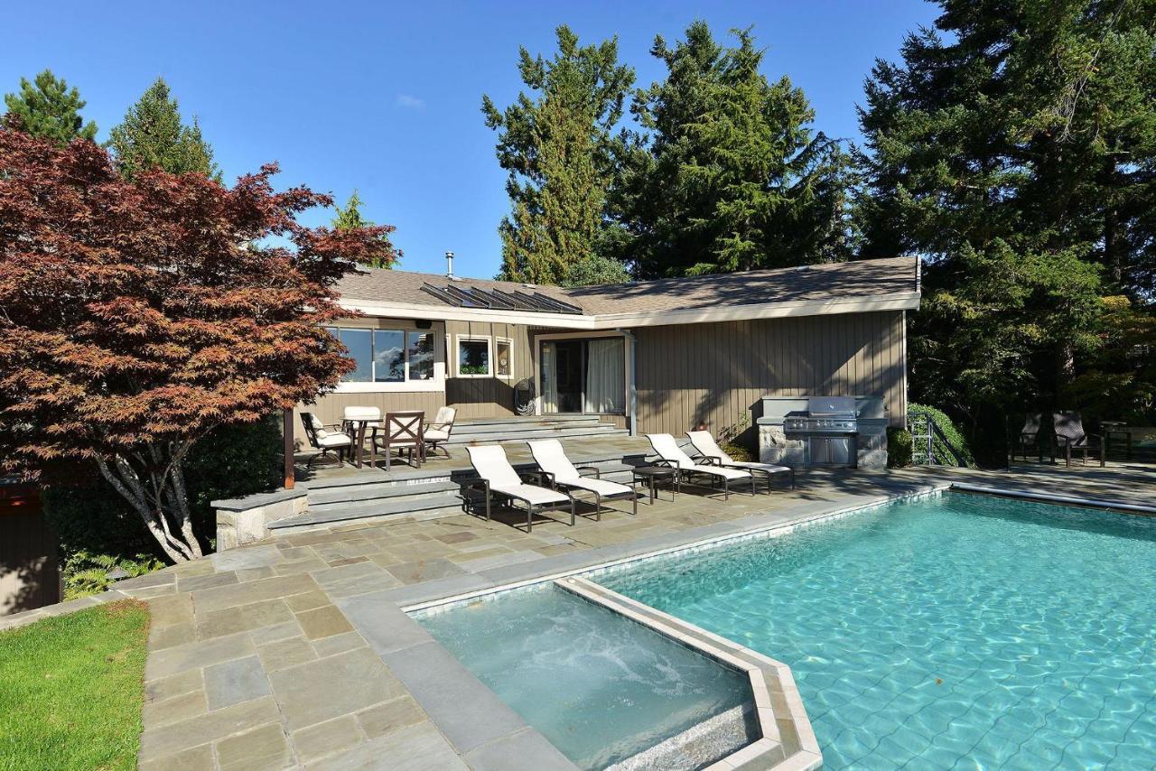 Oceanside Lodge Saanich Inlet North Saanich Экстерьер фото