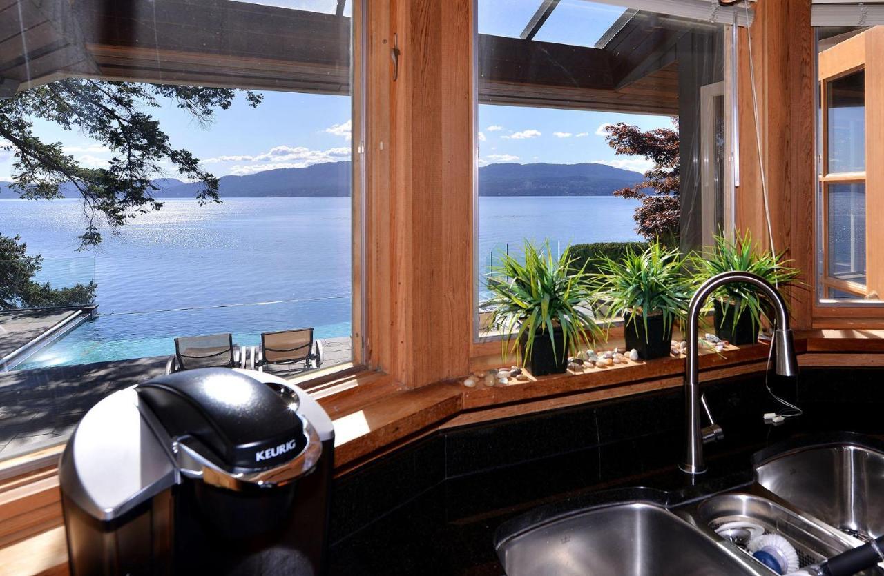Oceanside Lodge Saanich Inlet North Saanich Экстерьер фото